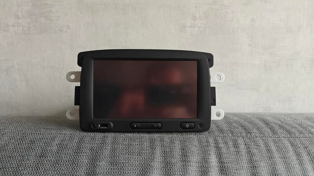 Dacia Duster Autoradio - Renault MediaNav (2014), Auto diversen, Autoradio's, Ophalen, Gebruikt