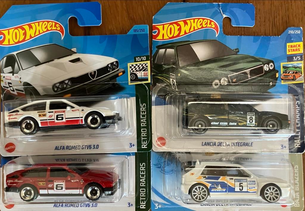 Hot Wheels 1/64 Lancia Delta Integrale & Alfa Romeo GTV6 Set, Hobby en Vrije tijd, Modelauto's | Overige schalen, Ophalen of Verzenden