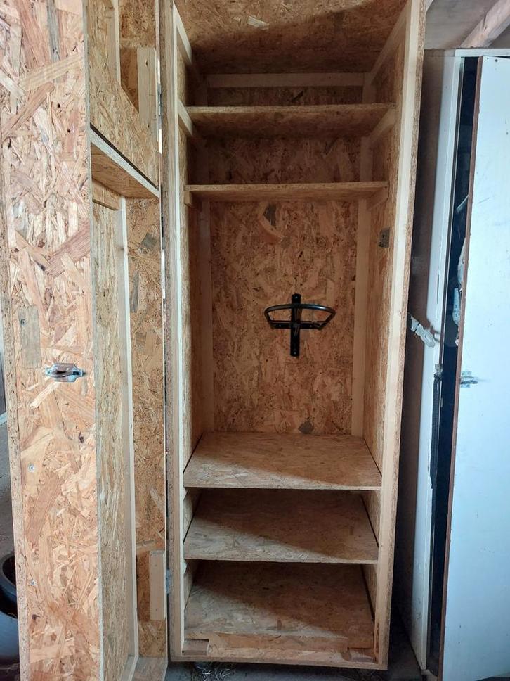 Zadelkast, Dieren en Toebehoren, Paarden en Pony's | Overige Paardenspullen, Overige soorten, Ophalen