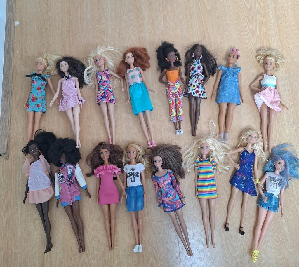 Fashionista Barbies, Kinderen en Baby's, Speelgoed | Poppen, Ophalen of Verzenden, Barbie