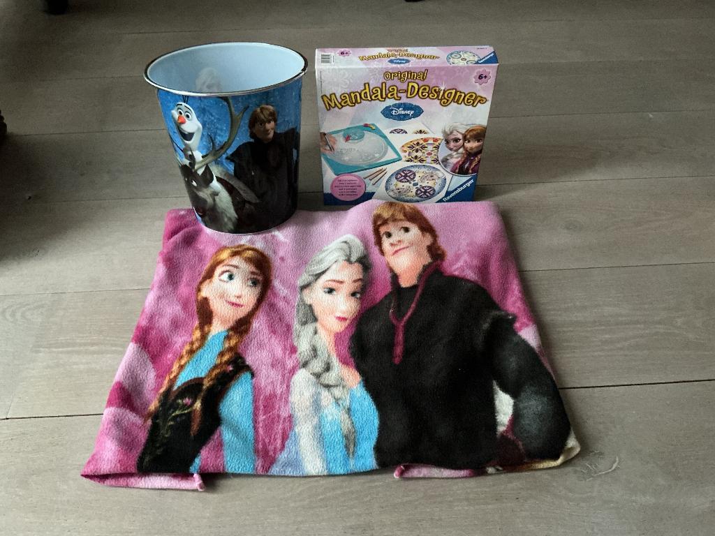 Frozen Disney spullen, Verzamelen, Disney, Zo goed als nieuw, Overige typen, Overige figuren, Ophalen of Verzenden