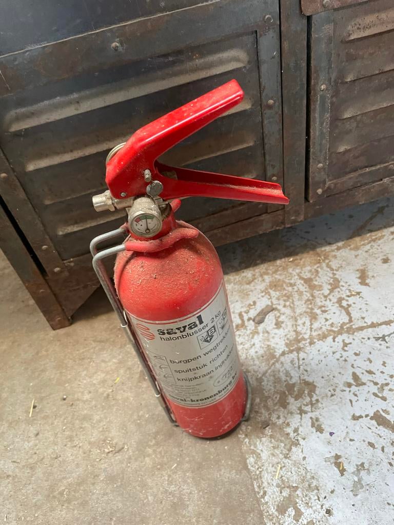 Saval halonblusser 2 kg, Ophalen, Gebruikt, Brandblusser