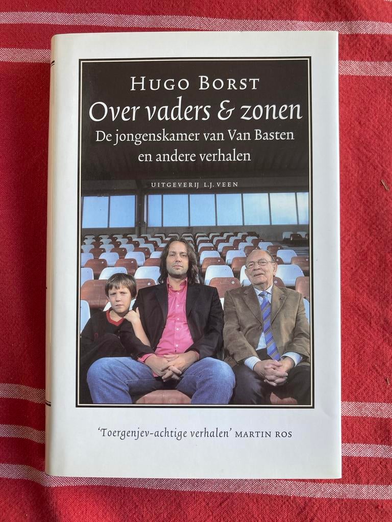 Hugo Borst - Over vaders & zonen, Boeken, Ophalen of Verzenden, Zo goed als nieuw, Nederland