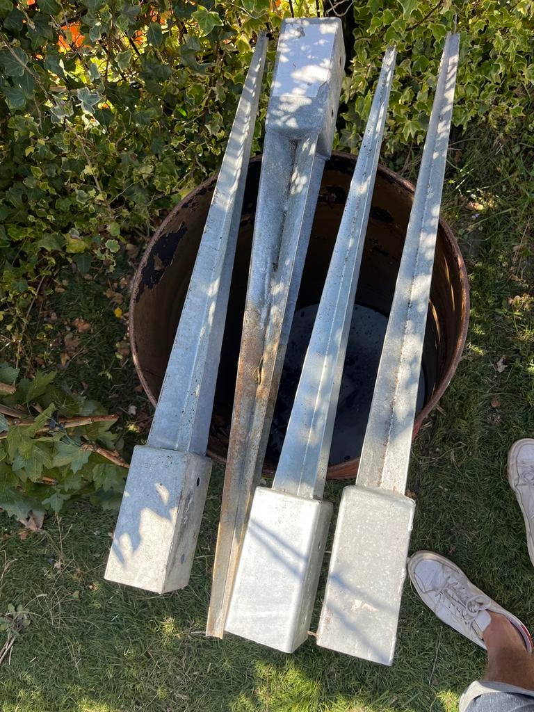 4x Paalpunten 71x71x750mm - Verzinkt staal, Ophalen of Verzenden, Gebruikt, 180 tot 250 cm, Palen
