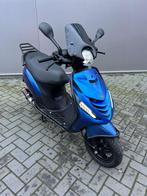 Piaggio Zip 4t 3v 2022 | 10.700KM | Garantie! Full option!, Fietsen en Brommers, Scooters | Piaggio, Piaggio, Maximaal 45 km/u