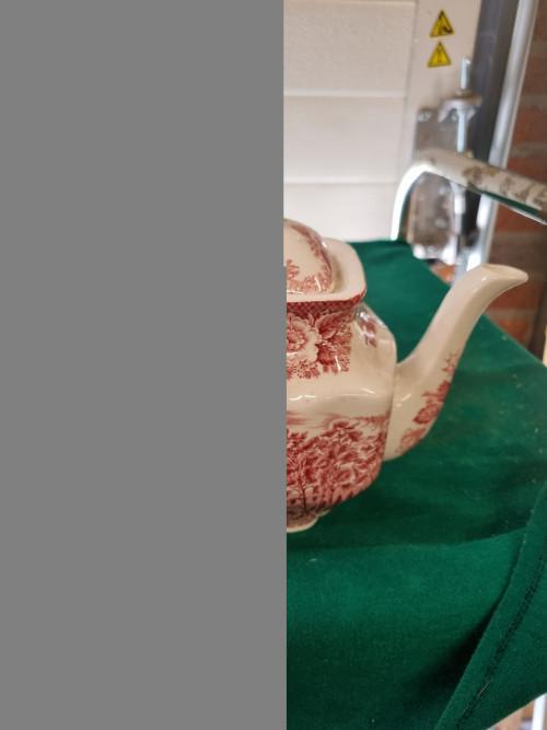 theepot wedgwood rood engels, Ophalen of Verzenden
