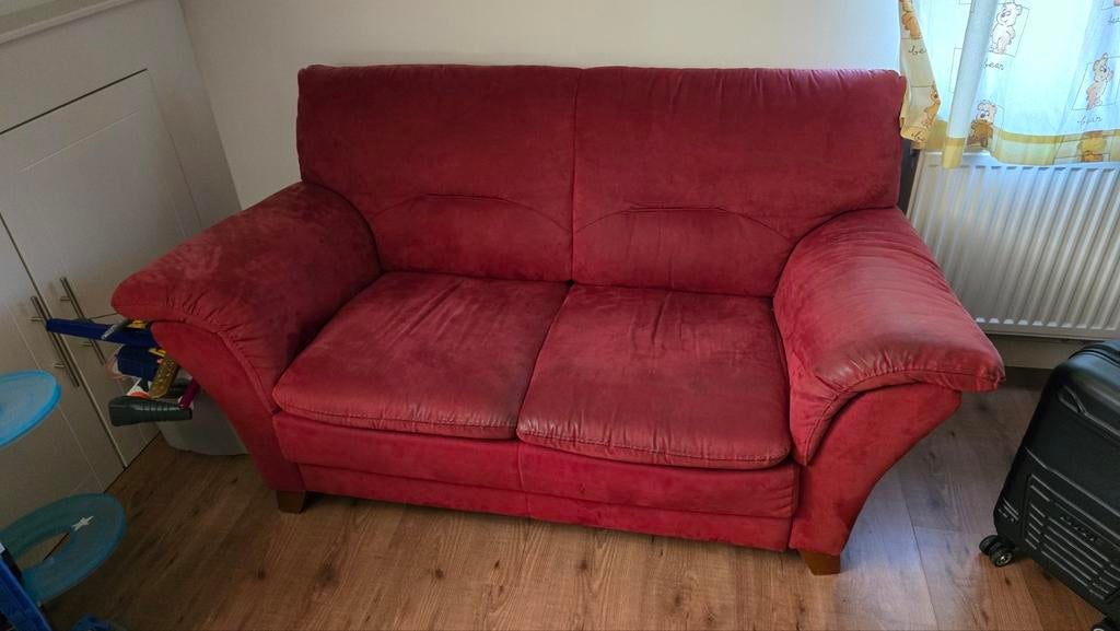 Klein natuzzi tweezits bankje. Zit en ligt heerlijk, Gebruikt, Tweepersoons, 75 tot 100 cm, Ophalen of Verzenden