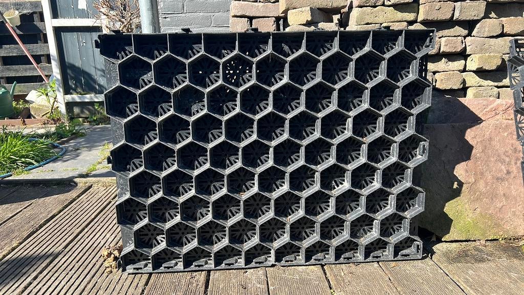 Grindroosters, ruim 23m2, Ophalen, Gebruikt