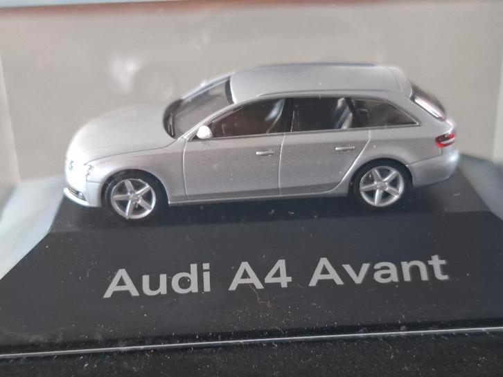 1:87 Audi A4 Avant zilvergrijs Herpa € 8,50, Hobby en Vrije tijd, Modelauto's | 1:87, Zo goed als nieuw, Auto, Herpa, Verzenden