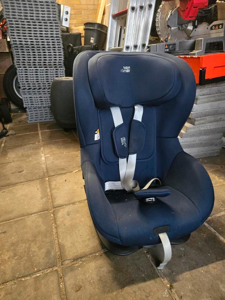 Britax Römer autostoel - Veilig en comfortabel voor uw kind, Kinderen en Baby's, Autostoeltjes, Ophalen