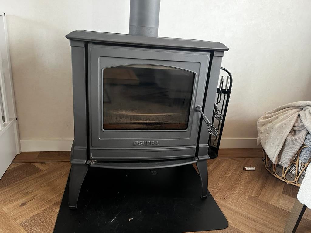 Gietijzeren houtkachel supra vercros (9kw), Huis en Inrichting, Kachels, Ophalen, Gebruikt, Houtkachel, Vrijstaand