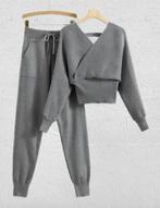 Nieuwe Gebreide twinset, Kleding | Dames, Verzenden, Nieuw, Beige