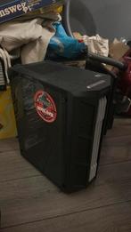 Pc kast, Computers en Software, Computerbehuizingen, Ophalen, Zo goed als nieuw