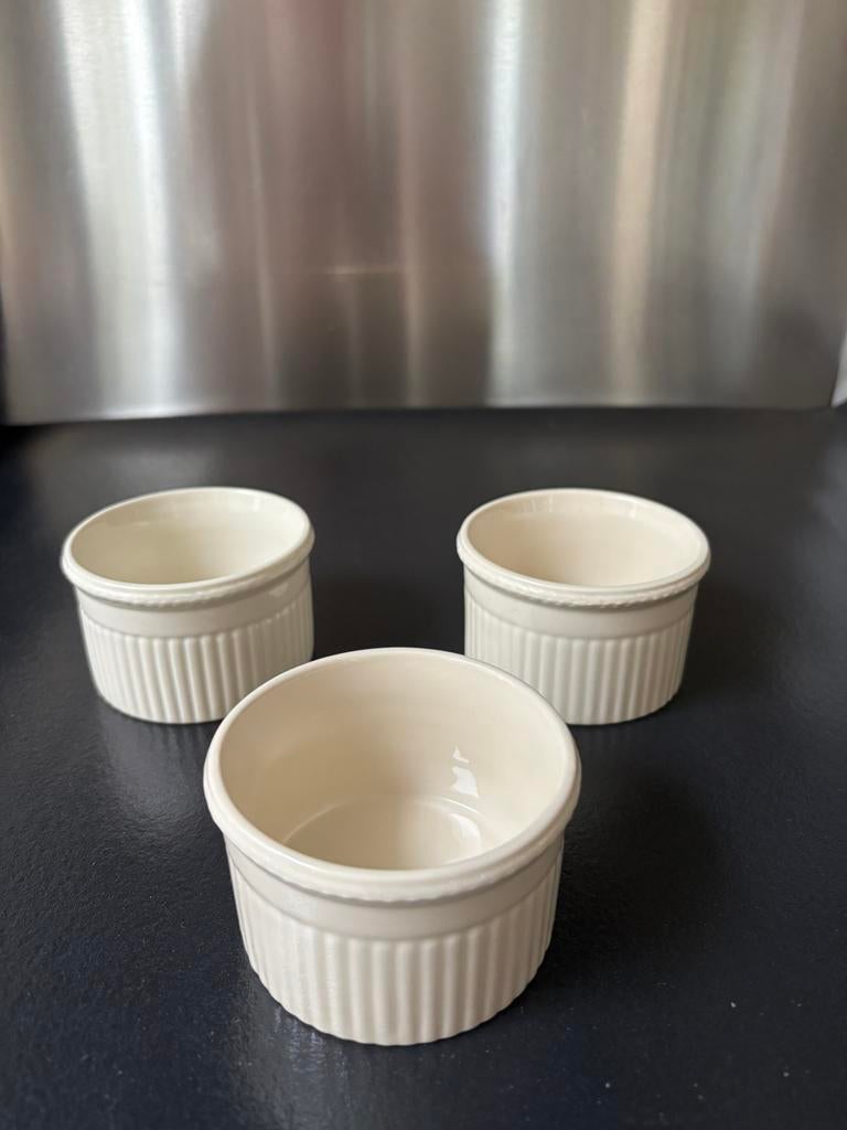 Wedgwood Edme 3 soufflé schaaltjes, Ophalen of Verzenden, Wedgwood, Aardewerk, Schaal of Schalen