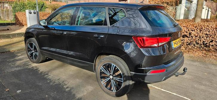 Seat Ateca (2017) | kenteken P‑426‑BS, Auto's, Seat, Particulier, Ateca, ABS, Airbags, Airconditioning, Bluetooth, Bochtverlichting