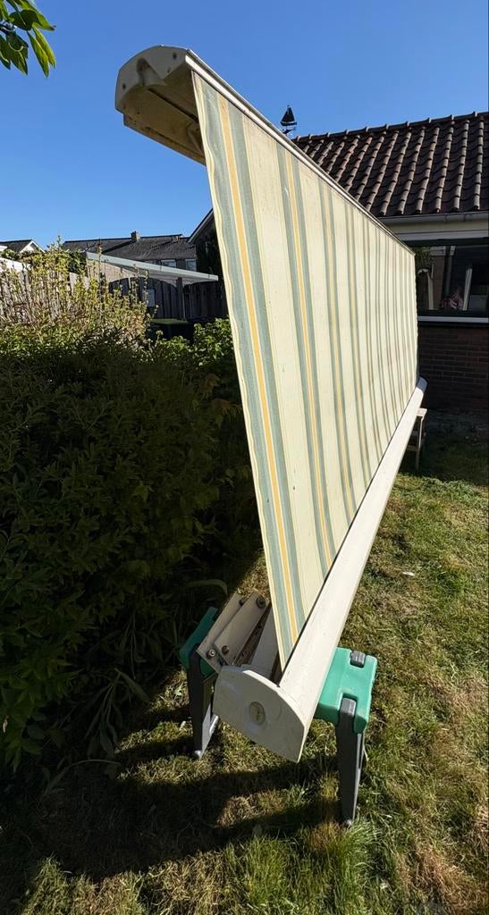 Elektrisch zonnescherm 3.50m breed met afstandsbediening, Tuin en Terras, Ophalen, Gebruikt, Elektrisch, 150 tot 300 cm