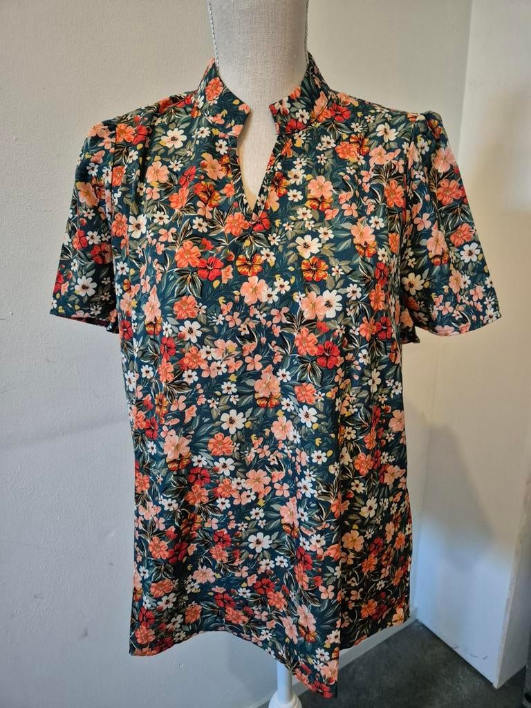 Nieuwe bloemenprint blouse maat L, Overige kleuren, Maat 42/44 (L), Nieuw, Ophalen of Verzenden