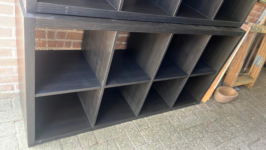 Kallax 4x2 8 vakken, Huis en Inrichting, Kasten | Boekenkasten, Ophalen of Verzenden, Gebruikt