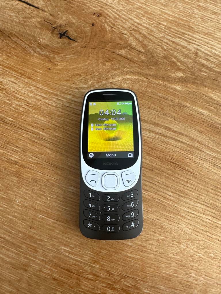 Nokia 3210 nieuw in verpakking, Telecommunicatie, Mobiele telefoons | Nokia, Zwart, Fysiek toetsenbord, Nieuw, Ophalen of Verzenden