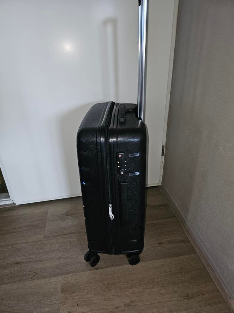 1 koffer: hard - ideaal voor elke reis, Sieraden, Tassen en Uiterlijk, Koffers, Wieltjes, Gebruikt, Zacht kunststof, 35 tot 45 cm