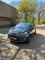 Ford Fiësta 1.25 60KW 3DR 2009 Grijs, Auto's, Voorwielaandrijving, 600 kg, 4 cilinders, Origineel Nederlands