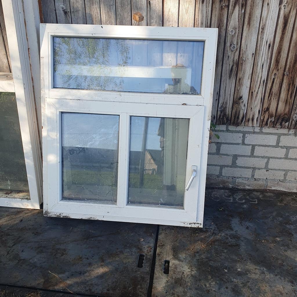 Kunstof kozijnen met dubbelglas ., Doe-het-zelf en Verbouw, Kozijnen en Schuifpuien, Kunststof, Raamkozijn, 75 tot 150 cm, Ophalen