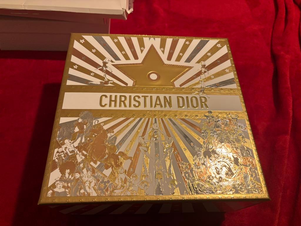 Dior/Parfum geschendoos/cadeaudoos/incl kussentje en kaartje, Ophalen of Verzenden, Nieuw