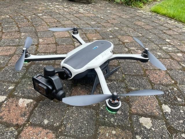 Te huur: Drone voor 4K beelden (GoPro Karma / GoPro Hero 7), Ophalen, 100 tot 1000 meter, Nieuw, Professionele drone