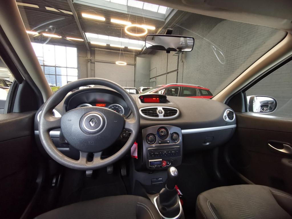 Renault Clio Estate 1.2-16V Authentique | AIRCO | PDC | ELEK, Auto's, Voorwielaandrijving, Euro 5, Gebruikt, 4 cilinders