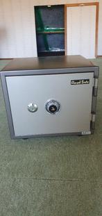 Stalen kluis, Huis en Inrichting, Brandblussers en Brandkasten, Ophalen, Zo goed als nieuw, Brandkast