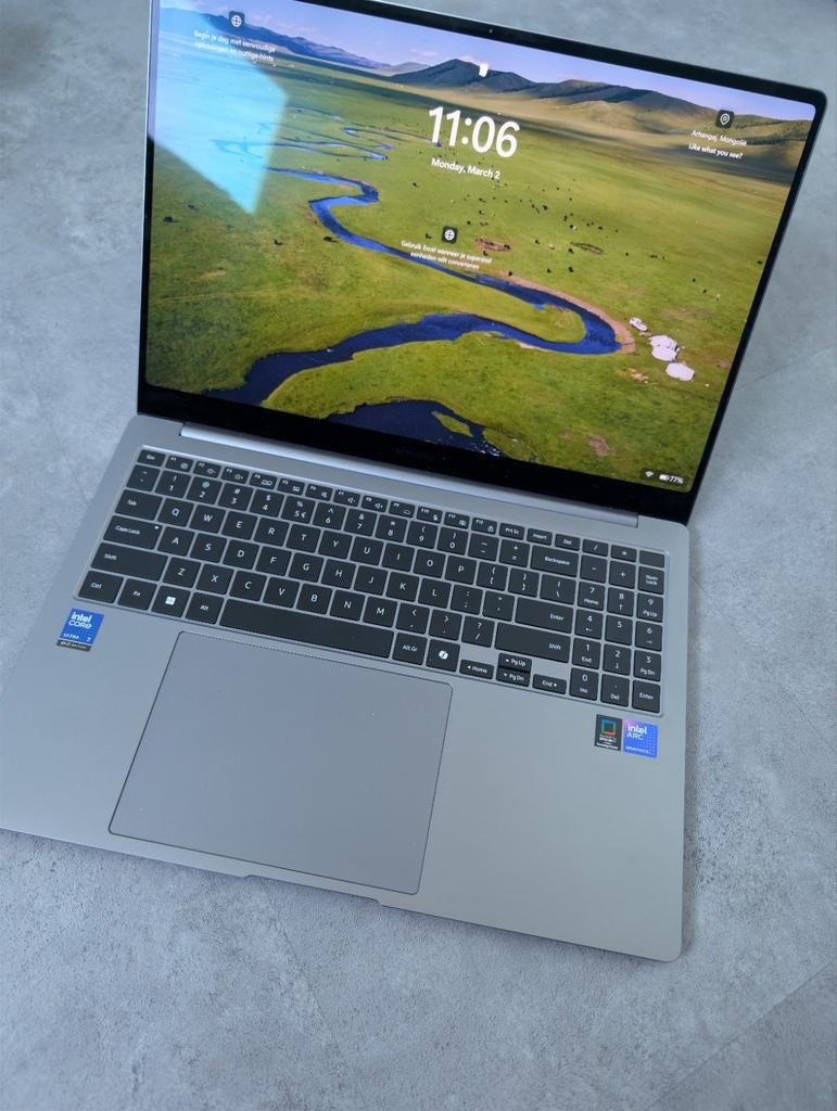 Samsung Galaxy Book5 Pro, Computers en Software, Windows Laptops, Met videokaart, Qwerty, Ophalen of Verzenden, Zo goed als nieuw