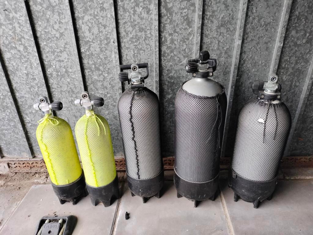 Verschillende duikflessen 5, 10, 12 en 15 liter, Ophalen