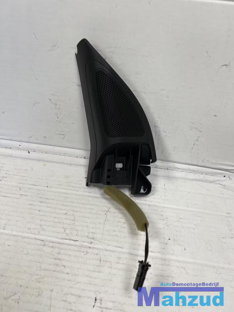 vw golf 6 (3DEURS) Links voor speaker tweeter 2009-2013, Gebruikt, Volkswagen, Volkswagen AG, Berliner Ring 2
38440  Wolfsburg, DE