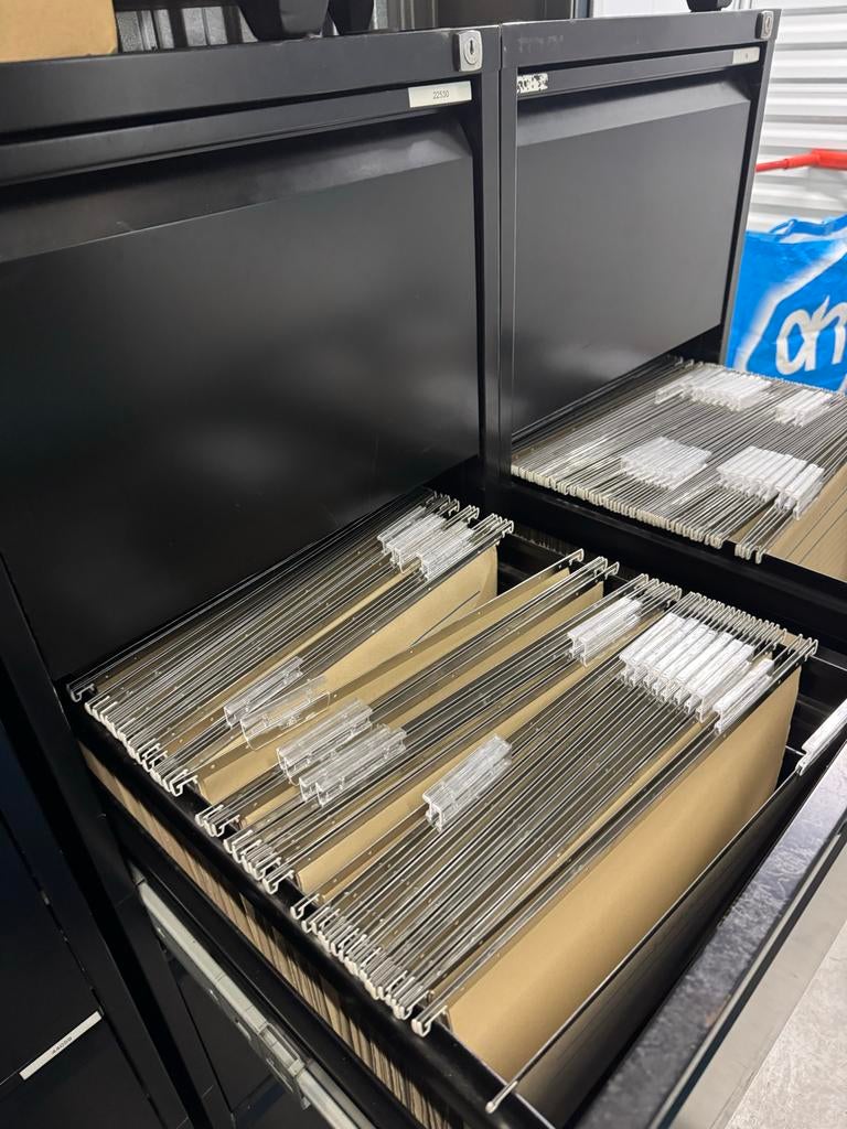 4x Zwarte archiefkasten met hangmappen en 4 laden, Huis en Inrichting, Kasten | Ladekasten, Ophalen, Gebruikt, 100 tot 150 cm