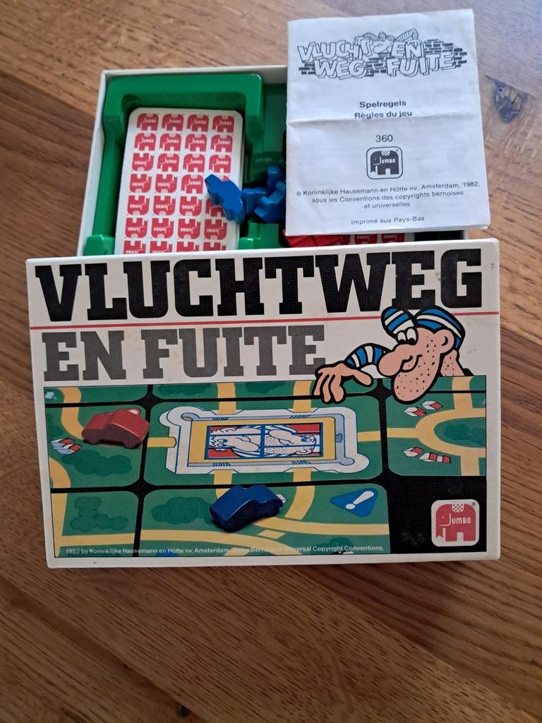 Vluchtweg leeftijd 7 en ouder, Ophalen of Verzenden, Zo goed als nieuw