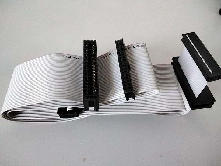 Floppy kabel voor 5,25 inch & 3,5 inch diskettestations, Computers en Software, Vintage Computers, Ophalen of Verzenden