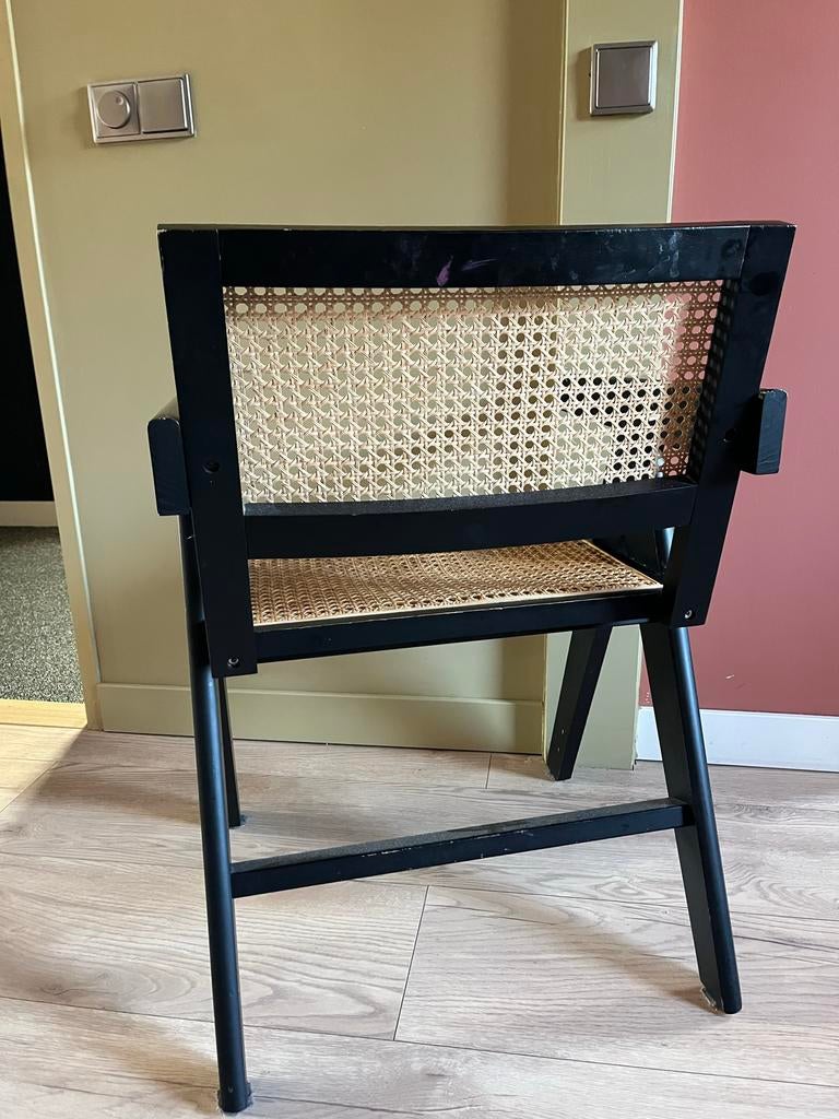 Twee houten stoelen met webbing, Ophalen, Gebruikt, Twee, Zwart