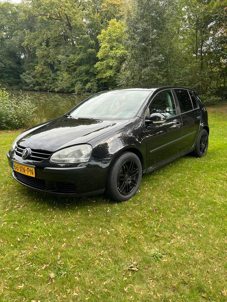 Volkswagen Golf 1.4 16V 55KW 5D 2004 Zwart, Auto's, Volkswagen, Particulier, Golf, Airbags, Climate control, Elektrische buitenspiegels