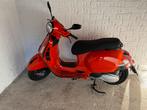 Vespa GTS 300 Supersport - 2024 - Nieuwstaat!, Ophalen, Zo goed als nieuw, Maximaal 45 km/u, Overige modellen