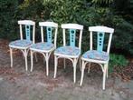 Set van 4 brocante witte/turquoise Thonetstoelen., Ophalen