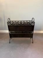 Vintage castiron tijdschrifthouder met rondjes l40cm, Ophalen of Verzenden, Zo goed als nieuw