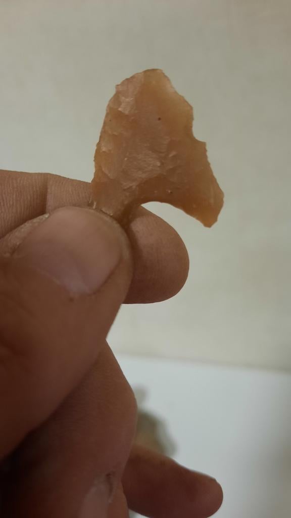 Pijlpunt prehistorie artefact, Verzamelen, Mineralen en Fossielen, Ophalen of Verzenden