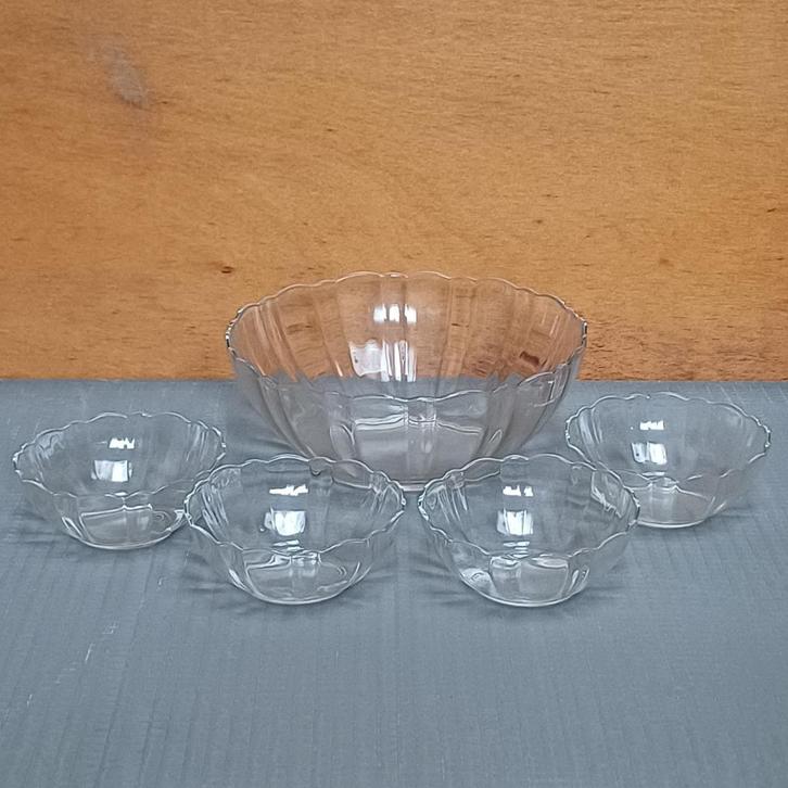Arcoroc schalenset, Huis en Inrichting, Keuken | Servies, Zo goed als nieuw, Schaal of Schalen, Effen, Glas, Ophalen of Verzenden