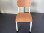 Peuter kleuter stoel vintage school stijl, Kinderen en Baby's, Kinderkamer | Tafels en Stoelen, Ophalen, Gebruikt, Stoel(en)