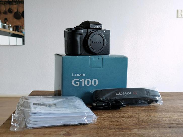 Panasonic Lumix G100 20MP 4K EVF 3.5MM M4/3 Body, Audio, Tv en Foto, Fotocamera's Digitaal, Zo goed als nieuw, Overige Merken