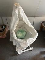 Brocante wieg met hemeltje,op wieltjes. compleet met extras, Antiek en Kunst, Ophalen