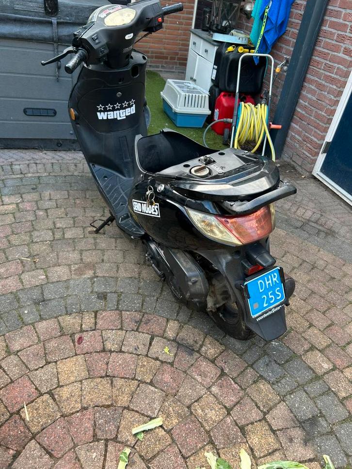 Senzo sp50 80cc malossi, Fietsen en Brommers, Snorfietsen en Snorscooters, Gebruikt, Overige merken, Benzine, Ophalen