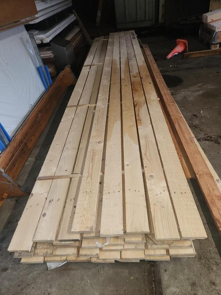 194 - Partij vurenhouten planken, ongeschaafd, ontspijkerd, Doe-het-zelf en Verbouw, Hout en Planken, Zo goed als nieuw, Plank