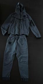 FC Barcelona Nike Tech pak, Jongen of Meisje, Ophalen of Verzenden, Zo goed als nieuw, Setje