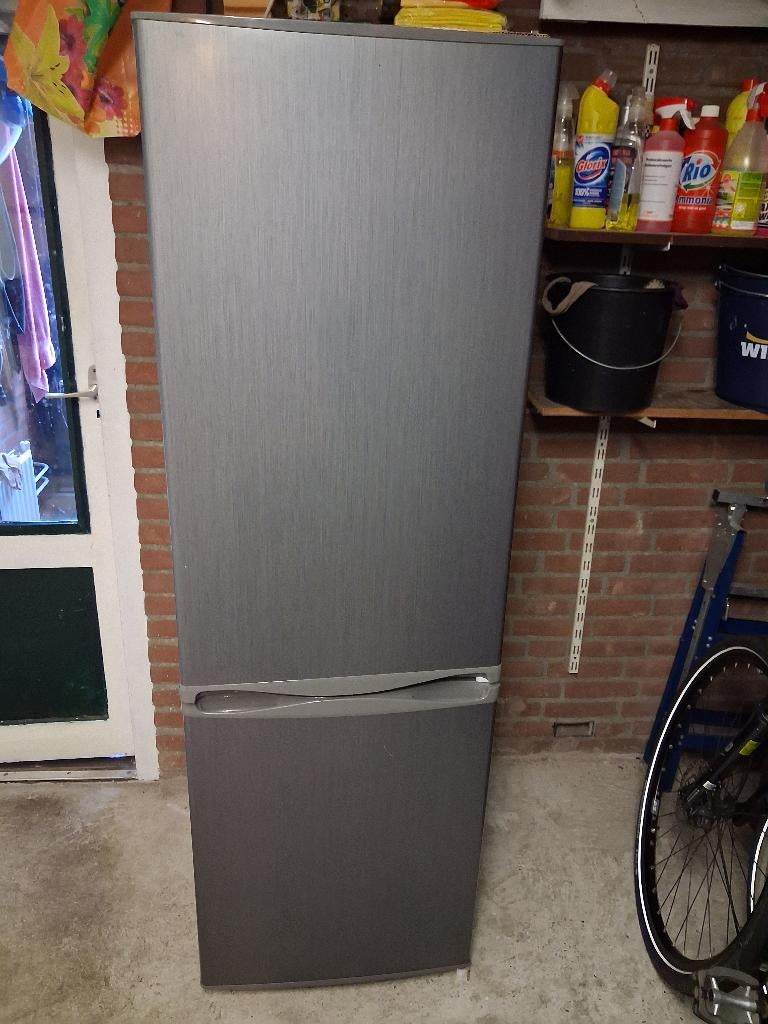 koel -vries  -combinatie, Witgoed en Apparatuur, Koelkasten en IJskasten, Ophalen, 200 liter of meer, Met aparte vriezer, 160 cm of meer